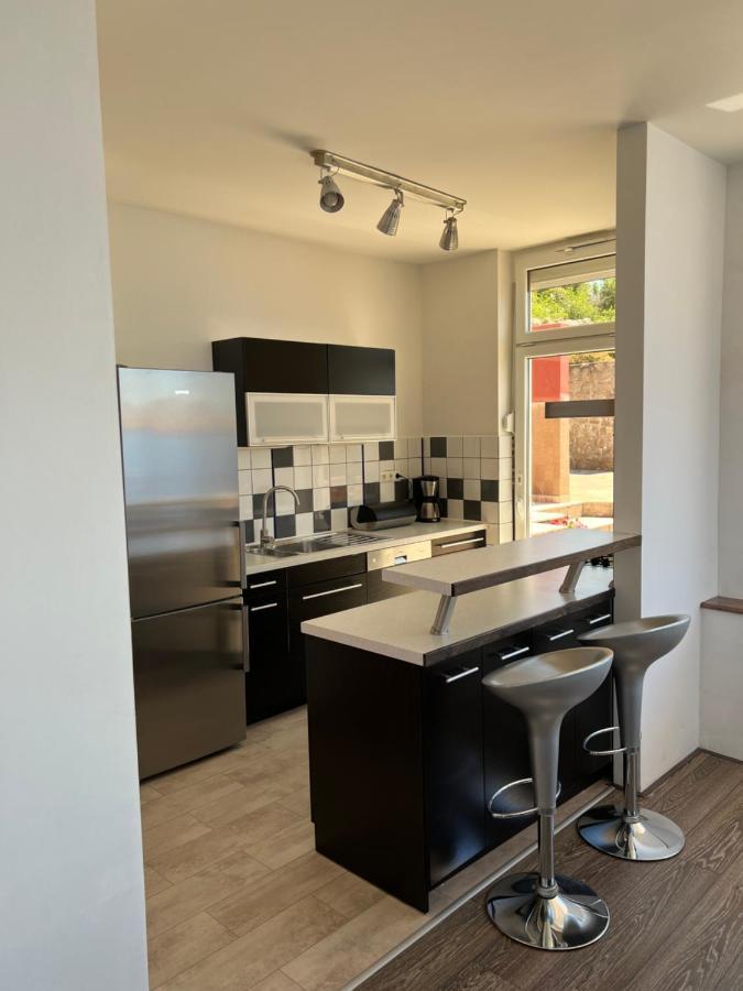 Apartments Angela เซซาริซา ภายนอก รูปภาพ